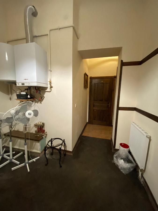Апартаменти Королівські На Вулиці Лесі Українки 19 Λβιβ Εξωτερικό φωτογραφία